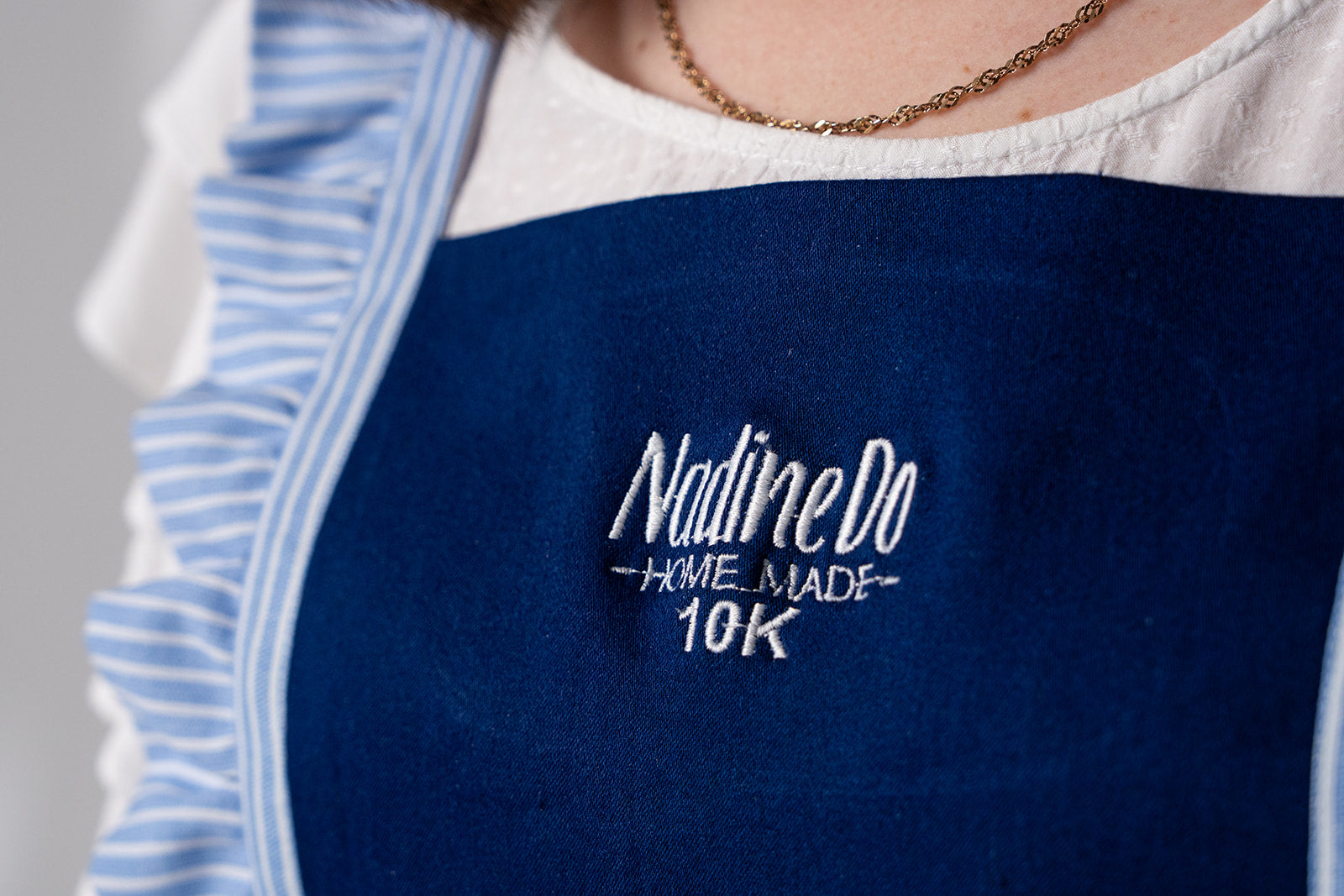 The Baker – Cross-Back Apron